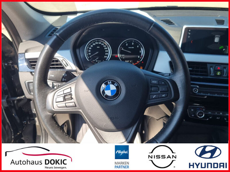 BMW X1 sDrive 20 d Advantage 8AT Navi LED