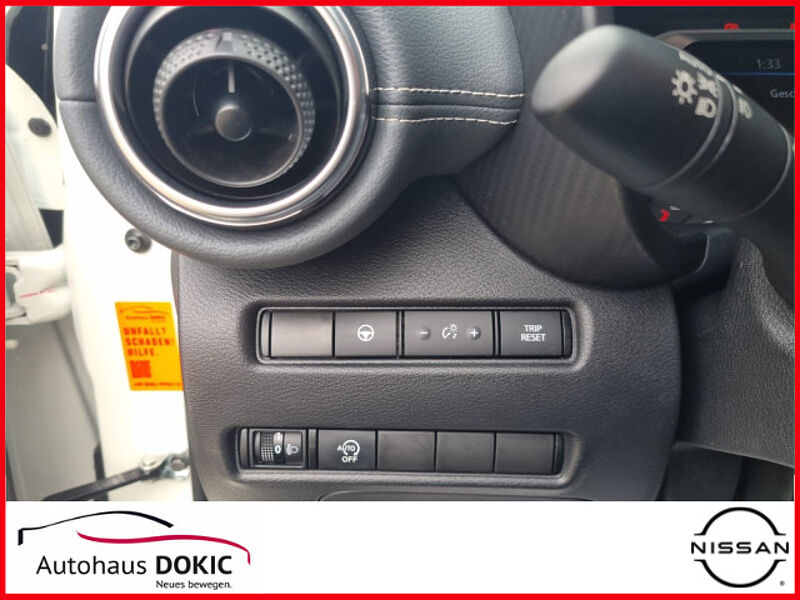 Nissan Juke Tekna 1.0 DIG-T 6MT Bose Navi PDC LED