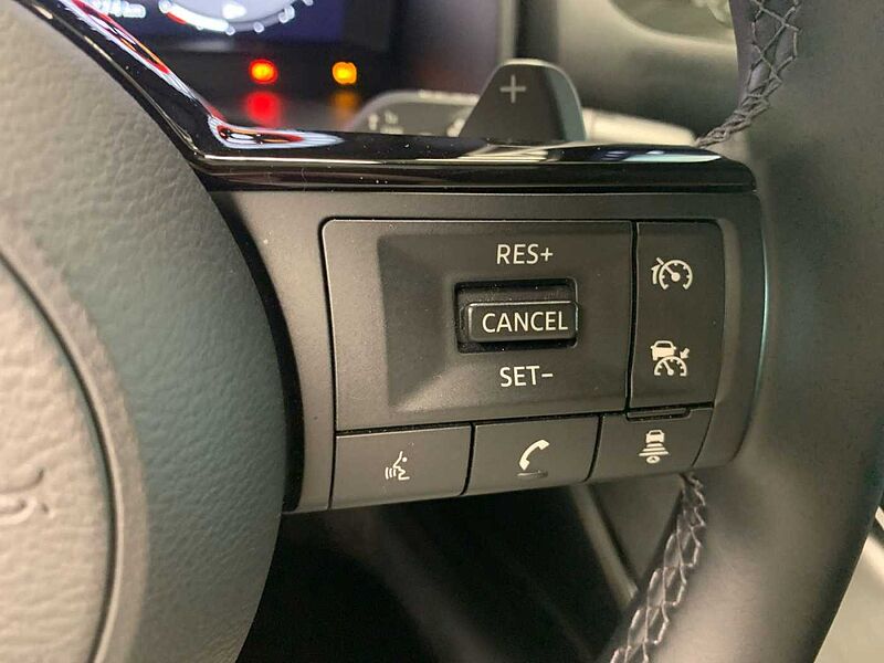 Nissan Qashqai Qashqai1.3 N-Connecta AT Navi DAB SHZ Kamera LED