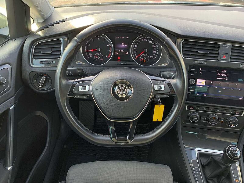 Volkswagen Golf VII Lim. 1.5 - Comfortline BlueMotion