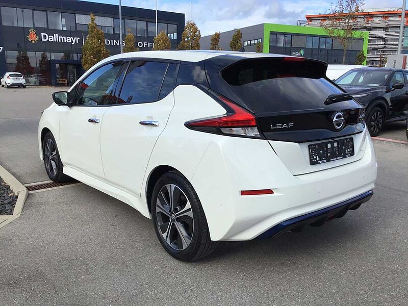 Nissan Leaf 40 kWh Automatik - TEKNA - Leder, BOSE, LED