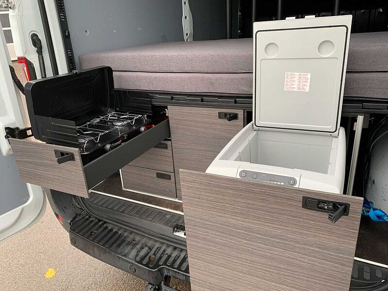 Nissan NV400 L2H2 Comfort CampingBox AHK RFK DAB Bluet